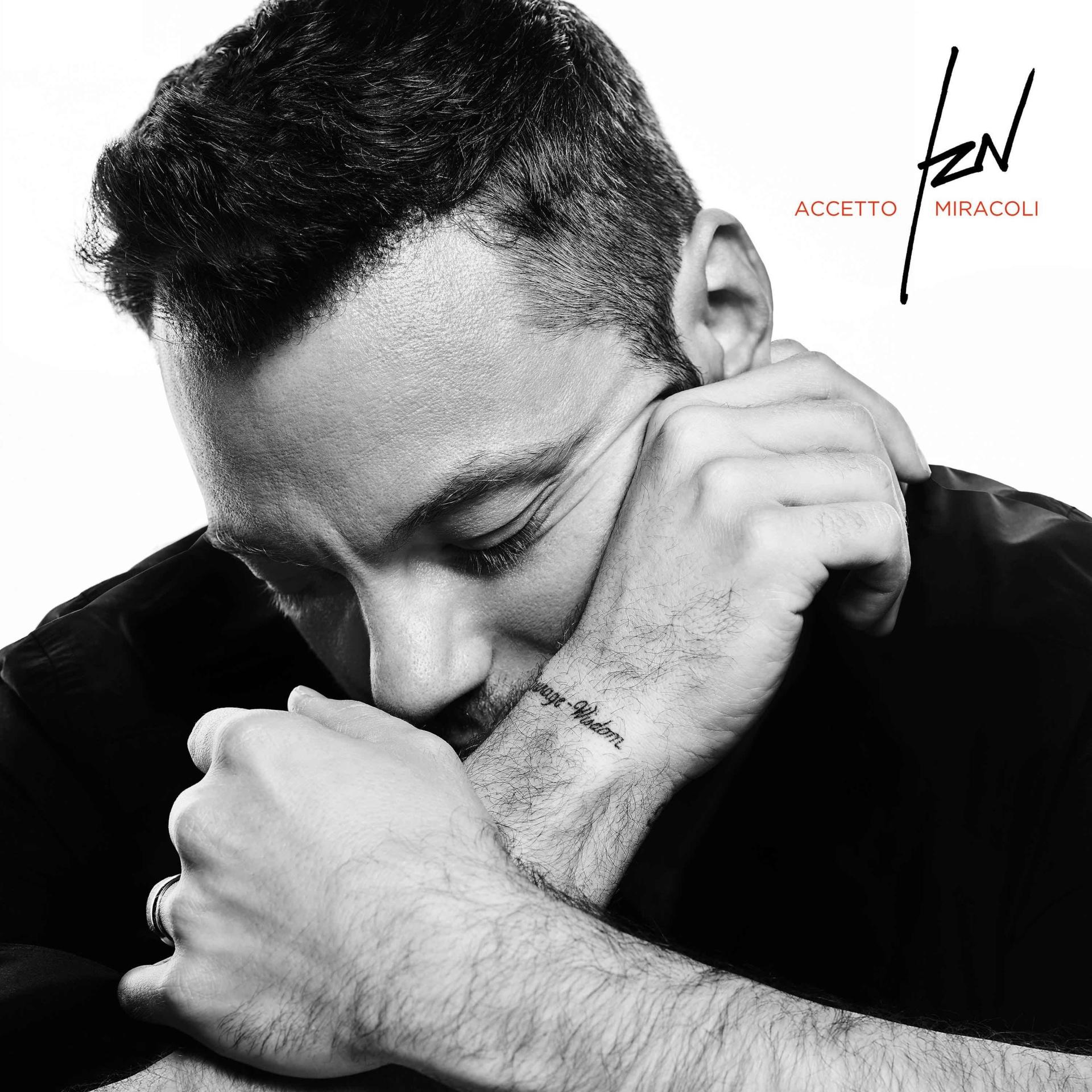 Risultati immagini per accetto miracoli cover t