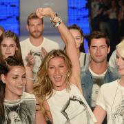 Gisele Bündchen dà l’addio alle passerelle