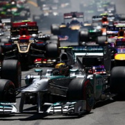 Cosa vuol dire raccontare il GP dalla cabina a bordo pista