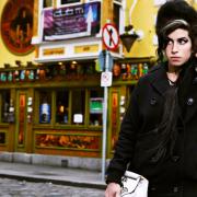 Amy Winehouse canta “Happy Birthday”