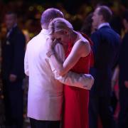 Esclusivo: l'emozionante ballo dei Principi al gala della Croce Rossa