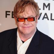Elton John: nel 2019 arriva la sua autobiografia
