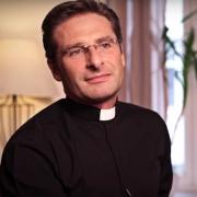 NELLO SCAVO di Avvenire, scandalo in Vaticano: il coming out di Monsignor Krzysztof Charamsa, teologo e ufficiale della Congregazione per la dottrina della fede