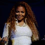 Janet Jackson dà il benvenuto al piccolo Eissa
