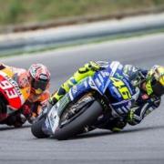 PAOLO CICCARONE, Valentino Rossi vs Marquez