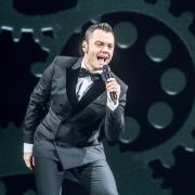 Tiziano Ferro: il suo impegno porta l'acqua a 2400 bambini in Etiopia