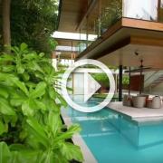 VIDEO: ciò che c’è sotto a questa piscina vi farà morire d’invidia!