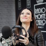 Laura Pausini pensa al matrimonio, o quasi: «Solo quando Paola sarà grande per capire»
