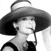 Stile alla Audrey Hepburn? Ecco come fare!