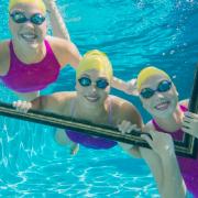 Scopri tutti i sorprendenti benefici del nuoto!
