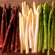 Come conservare a lungo gli asparagi in frigo
