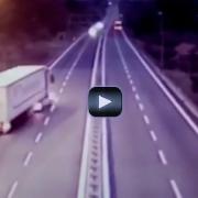 TIR contromano sulla A10. Schianto evitato per miracolo
