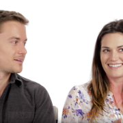 Ecco cosa succede a una coppia che smette per un mese di mandarsi messaggi con il telefonino
