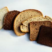 Pane nero: fa davvero bene? 
