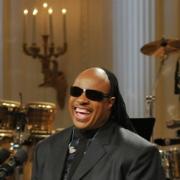 Stevie Wonder e  Ariana Grande nel video di "Faith"
