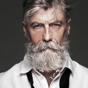 60 anni, modello.