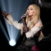 Madonna incontra  la First Lady del Kenya