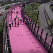 La pista ciclabile fluo sarà la più bella al mondo