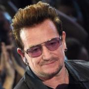 Bono torna a Nizza sul luogo della tragedia 
