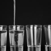 Bevi poco? Ecco cosa fare