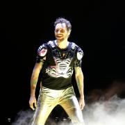 Jovanotti pubblica il video per "Si alza il vento" e annuncia altre novità
