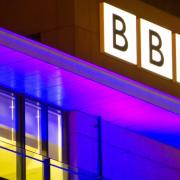 Cronista ignora la nascita del principino George. La BBC lo licenzia, ma viene condannata