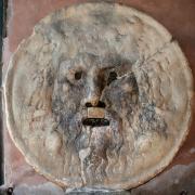 Bocca della Verità  a pagamento. Due euro il prezzo di una foto