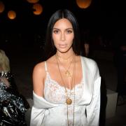 Kim Kardashian sequestrata e derubata dei suoi gioielli a Parigi