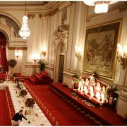 Assunzioni aperte a..  Buckingham Palace!