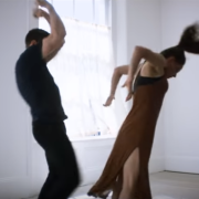 La danza contro la violenza domestica, sulle note di Ellie Goulding