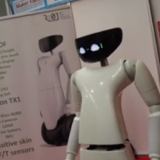 Un robot come assistente domestico. Arriva R1, il Made in Italy al servizio delle famiglie