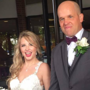 Dona parte del suo fegato a una sconosciuta. La sposa un anno dopo