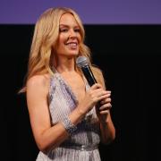 Altezza mezza bellezza? Ecco quanto sono alte in realtà le star di Hollywood