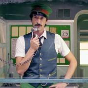 Wes Anderson e Adrien Brody firmano il più bel video di Natale