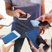 Restare connessi farebbe bene alla salute mentale: ecco lo studio