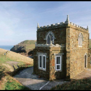 Dormire nel castello di Poldark? Si può!
