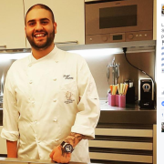 Paolo, malato di Sla, cucina per restituire i sapori a chi non può più sentirli 