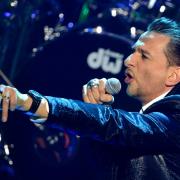 I Depeche Mode rivelano la copertina del primo singolo e del nuovo album