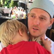 Il figlio di Michael Bublé in via di guarigione?