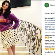Laura Pausini, i maglioni buffi  e i selfie in attesa del Grammy