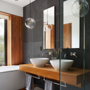 8 consigli geniali per un bagno davvero confortevole