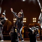 Gli U2 pubblicano una versione speciale di  "Red Hill Mining Town".  Ascolta l'anteprima
