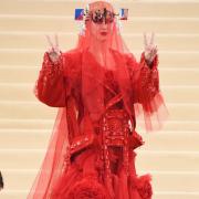Folli, bellissimi, incredibili: abiti e star indimenticabili del Met Ball 2017