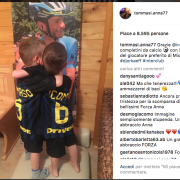 I figlioletti di Michele Scarponi  ricevono un regalo dall'Inter: il post della mamma commuove il web