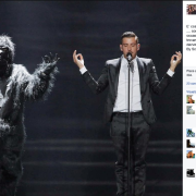 Bye bye scimmia: l'addio tra Francesco Gabbani e  il gorilla ballerino