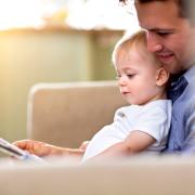 Papà sempre presenti? I bambini sono più intelligenti. Parola di scienza

 

