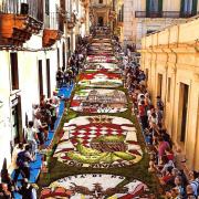 L’infiorata di Noto celebra Monte Carlo
