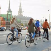 A Copenaghen troppe bici sulle piste: in arrivo le "autostrade ciclabili"