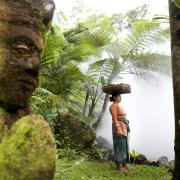Women in Bali