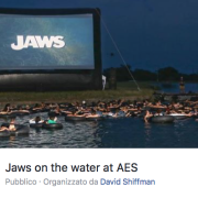 Guardare "Lo Squalo" immersi nell'acqua. L'iniziativa di un cinema statunitense